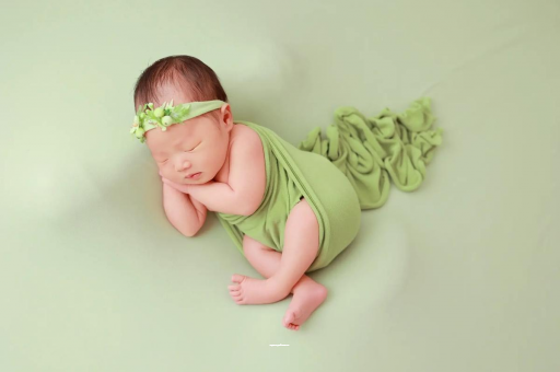 柳林宝宝出疹子发烧